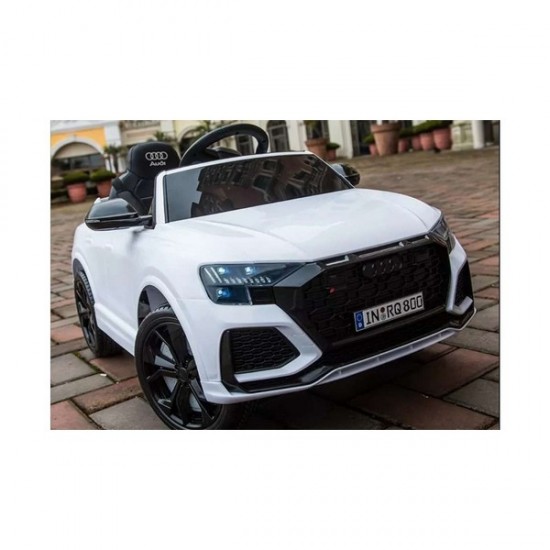 Акумулаторен джип Audi RS Q8 Акумулаторен джип Audi RS Q8